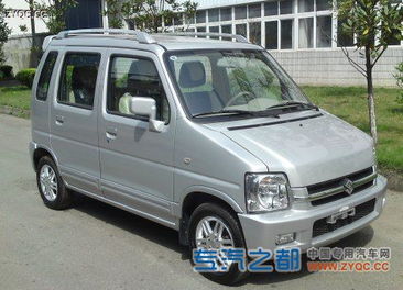 北斗星牌CH7140E1型轎車——江西昌河鈴木汽車責(zé)任有限公司的產(chǎn)品與道路救援服務(wù)