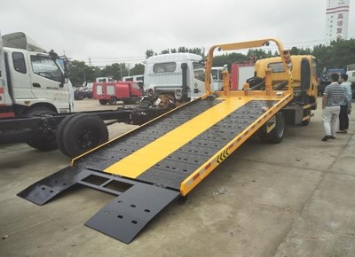 重慶綦江道路救援服務 專業應對重型貨車與客運大巴拖車需求